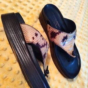 Donald J. Pliner sandals size 6